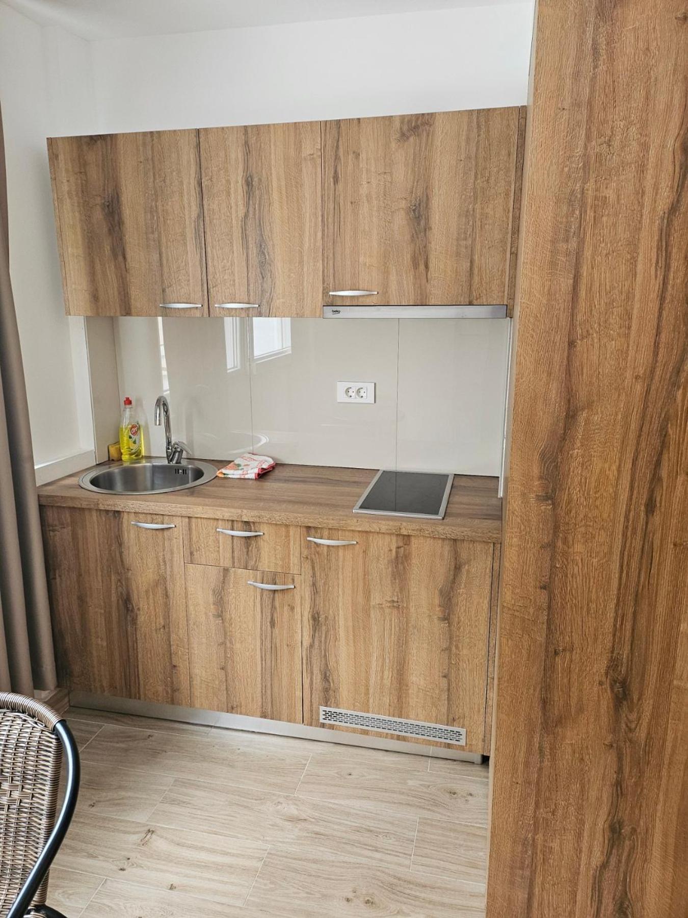 Grejm Family Apartments Petrovac ภายนอก รูปภาพ