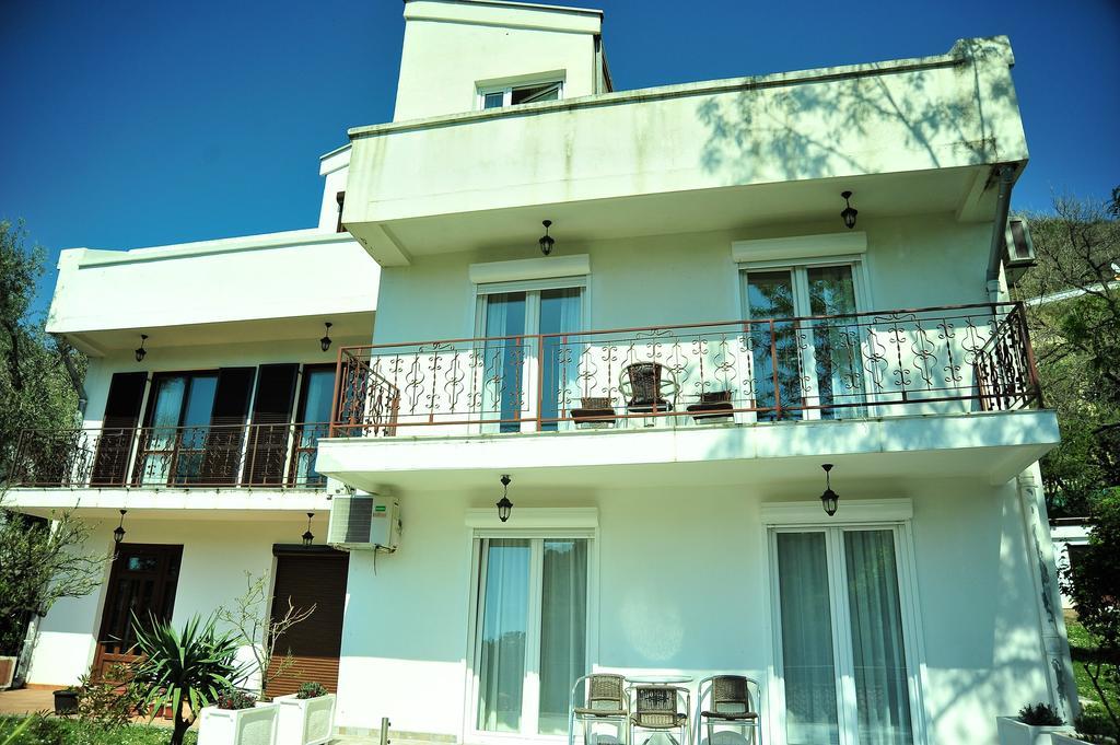 Grejm Family Apartments Petrovac ภายนอก รูปภาพ