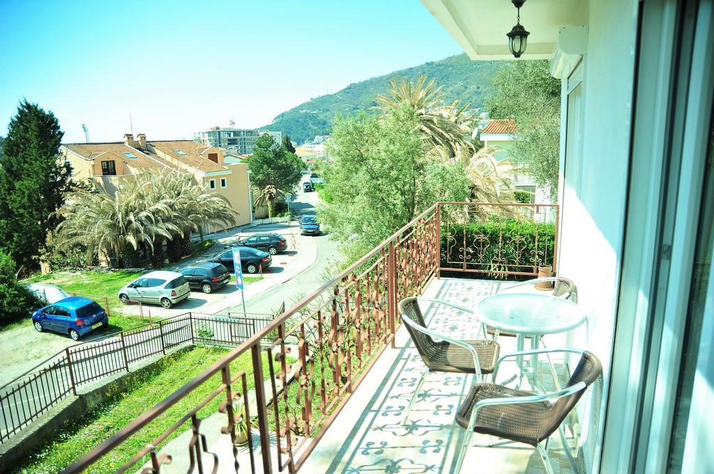 Grejm Family Apartments Petrovac ภายนอก รูปภาพ