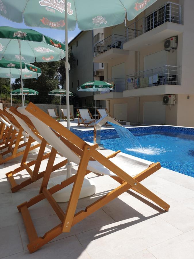 Grejm Family Apartments Petrovac ภายนอก รูปภาพ