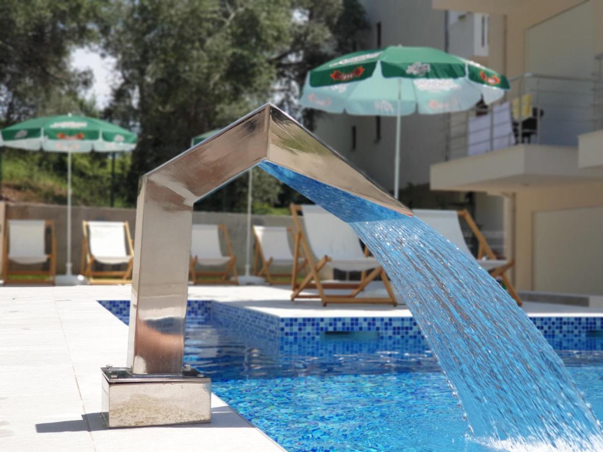 Grejm Family Apartments Petrovac ภายนอก รูปภาพ